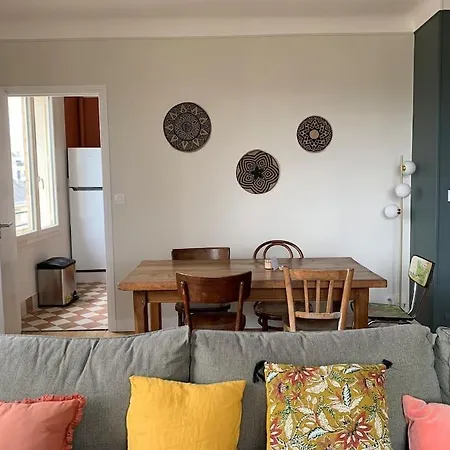 90m2 Lumineux, Centre, Vue Eglise Penchee Caen