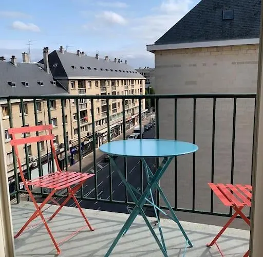 90m2 Lumineux, Centre, Vue Eglise Penchee Apartament
