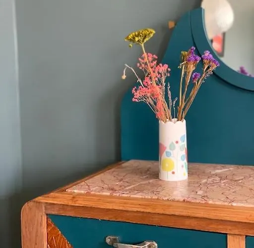 90m2 Lumineux, Centre, Vue Eglise Penchee Apartament Caen