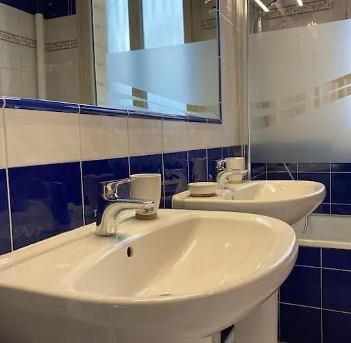 90m2 Lumineux, Centre, Vue Eglise Penchee *